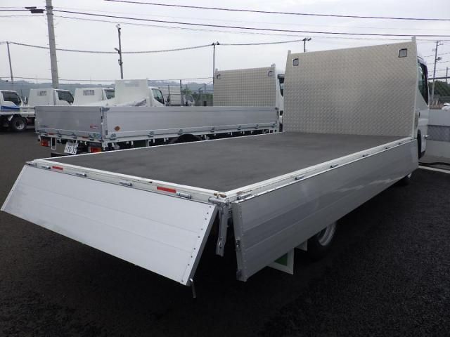 MITSUBISHI CANTER 2024