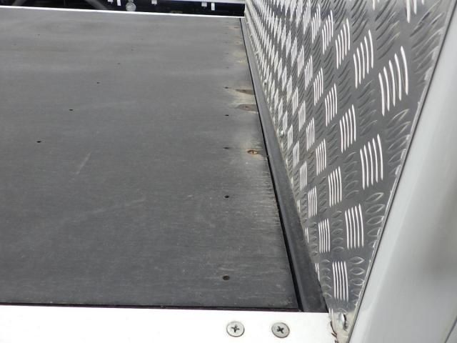 MITSUBISHI CANTER 2024