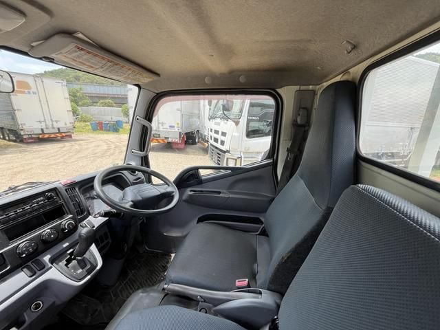 MITSUBISHI CANTER 2014