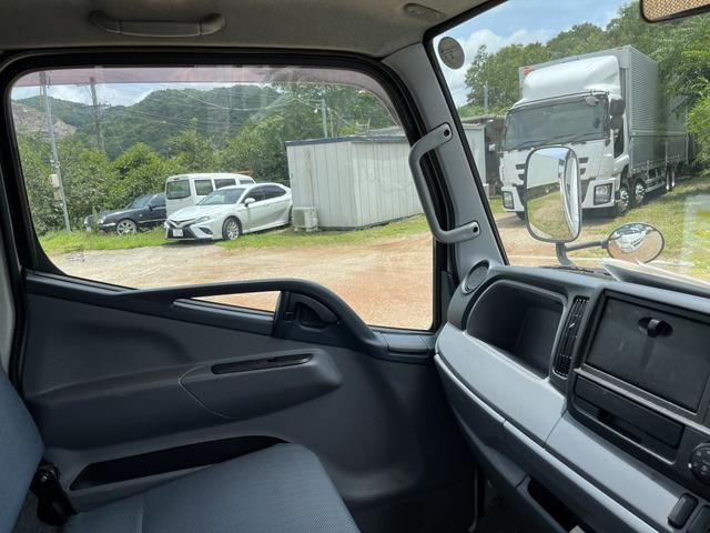 MITSUBISHI CANTER 2014