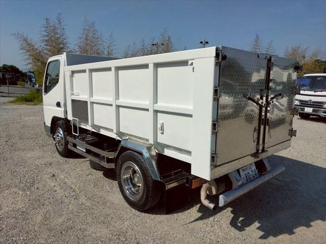 MITSUBISHI CANTER 2006