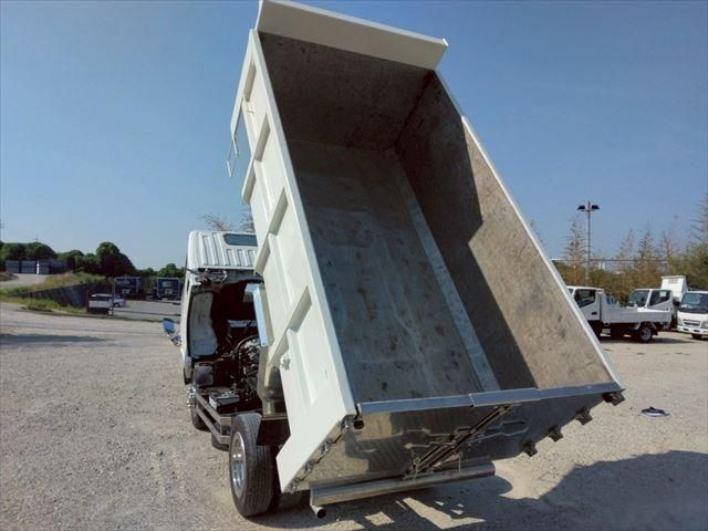 MITSUBISHI CANTER 2006