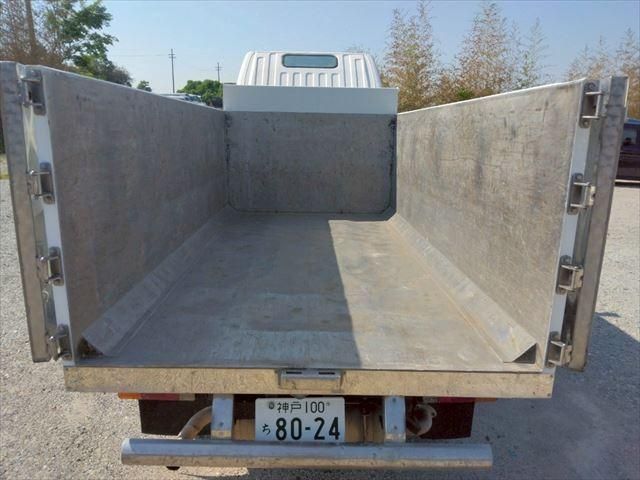 MITSUBISHI CANTER 2006