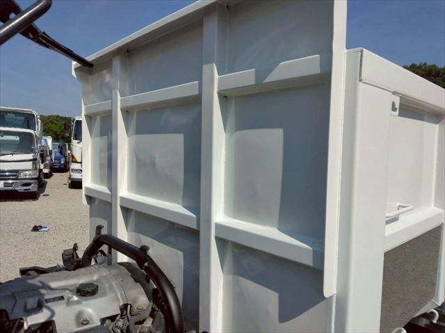 MITSUBISHI CANTER 2006