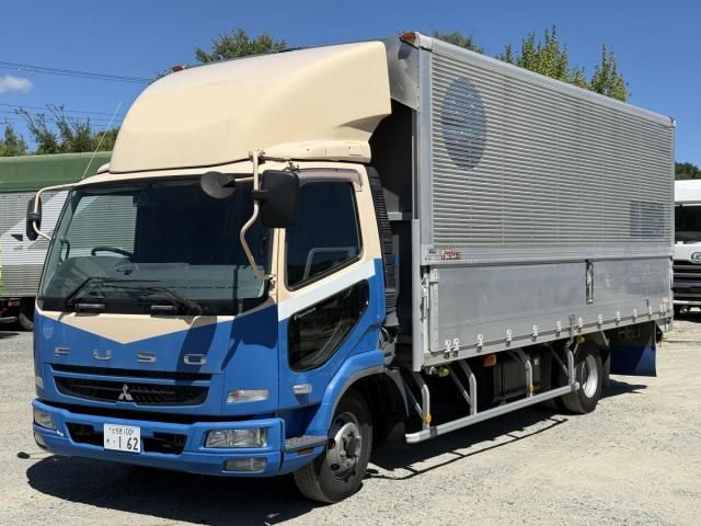 MITSUBISHI FUSOU FIGHTER 2011