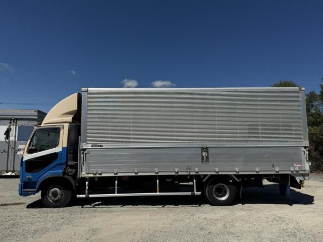 MITSUBISHI FUSOU FIGHTER 2011