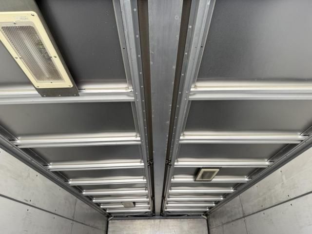 MITSUBISHI FUSOU FIGHTER 2011