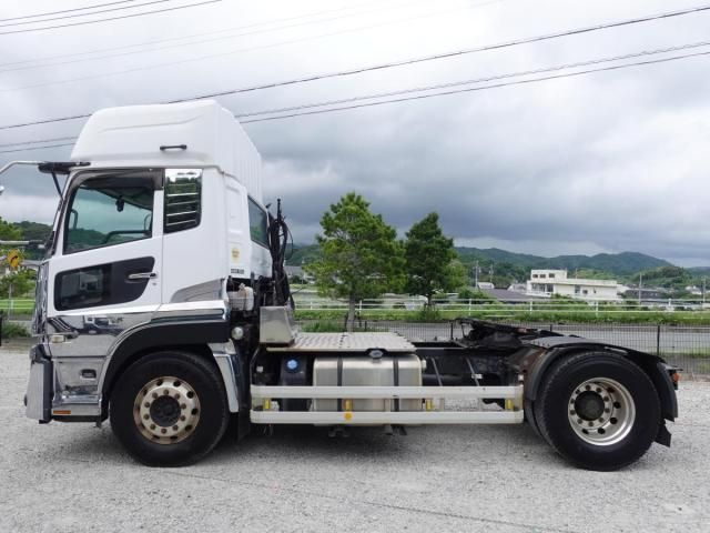 NISSAN DIESEL Quon 2019