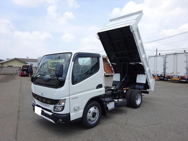 MITSUBISHI CANTER 2024