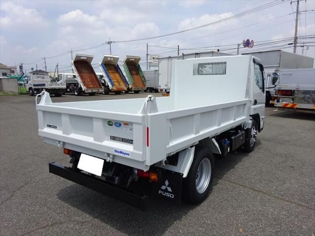 MITSUBISHI CANTER 2024