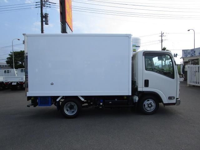 ISUZU ELF 2021
