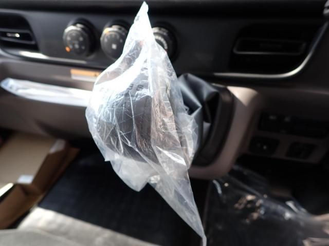 MITSUBISHI CANTER 2025