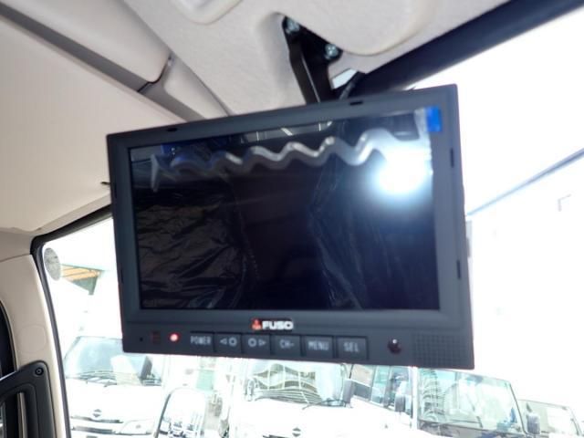 MITSUBISHI CANTER 2025