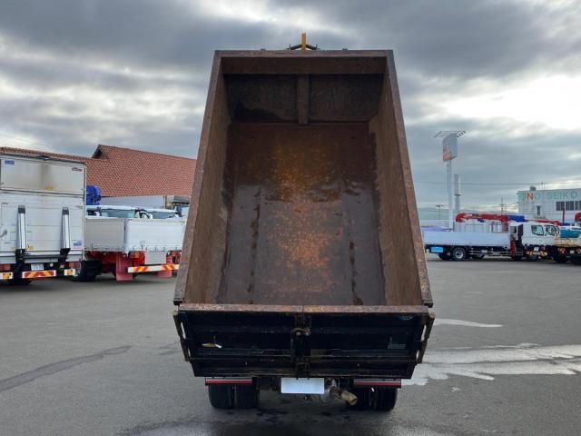 MITSUBISHI CANTER 2021