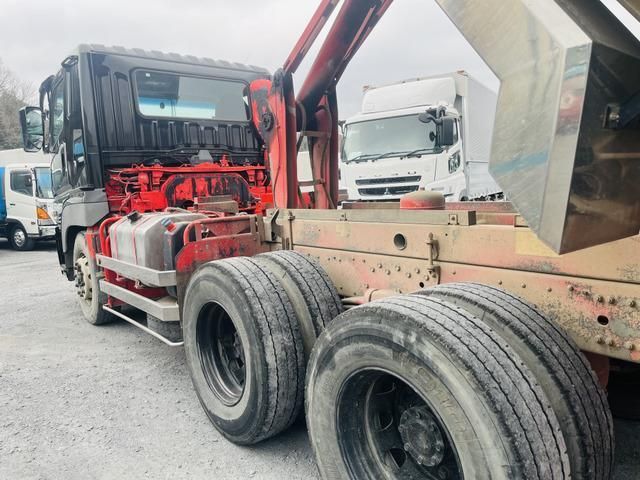 MITSUBISHI FUSOU SUPER GREAT 2013