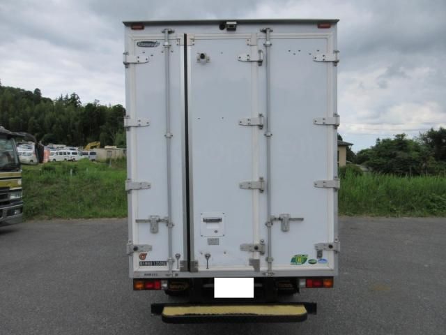 MITSUBISHI CANTER 2015