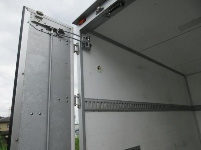 MITSUBISHI CANTER 2015