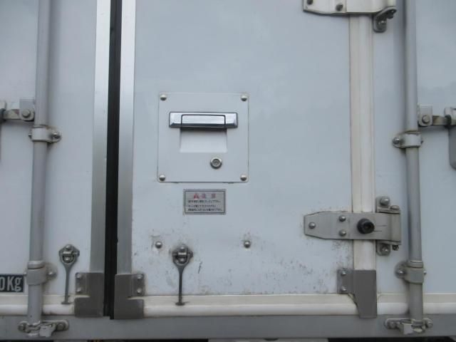 MITSUBISHI CANTER 2015