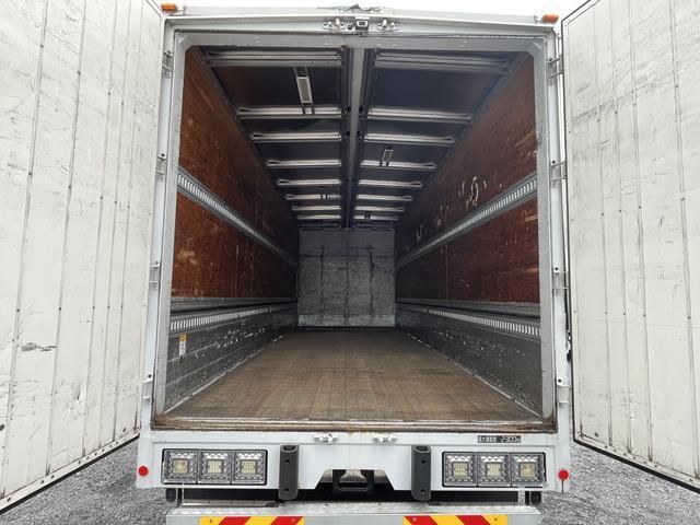 MITSUBISHI FUSOU FIGHTER 2016