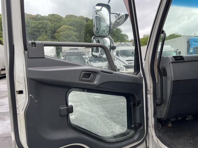 MITSUBISHI FUSOU FIGHTER 2016