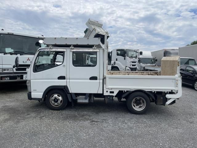 MITSUBISHI CANTER 2015
