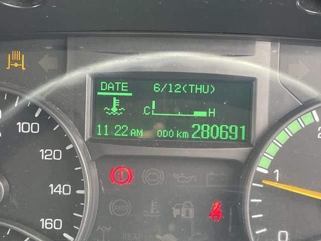 MITSUBISHI CANTER 2015