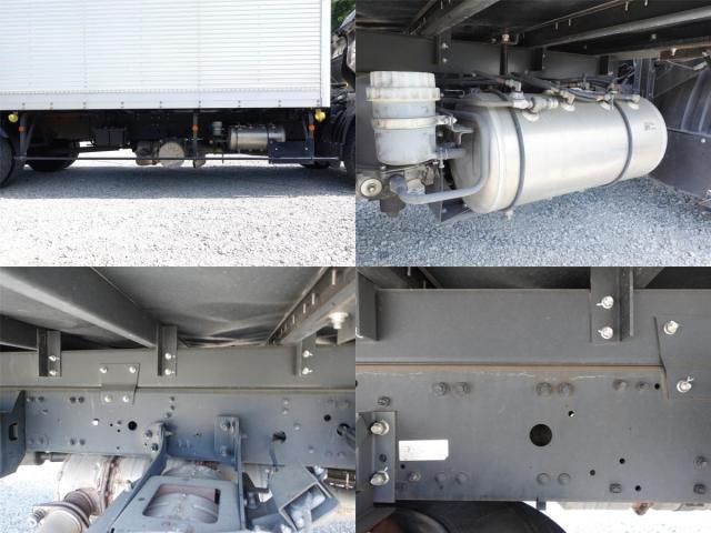 MITSUBISHI FUSOU FIGHTER 2017