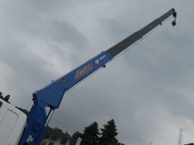 MITSUBISHI FUSOU FIGHTER 2024