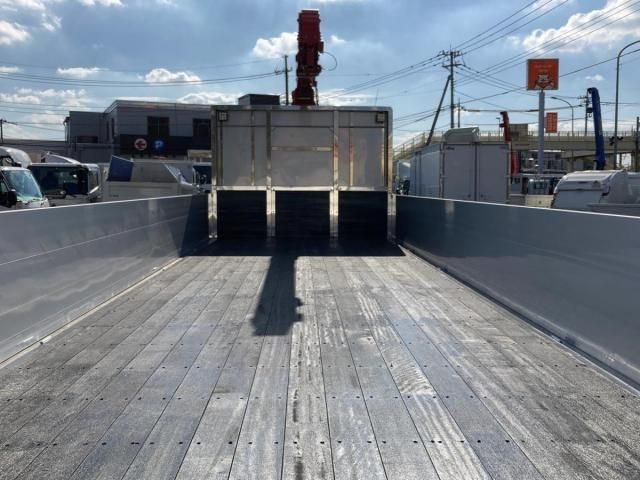 MITSUBISHI FUSOU SUPER GREAT 2024