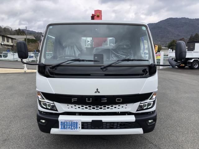 MITSUBISHI CANTER 2025