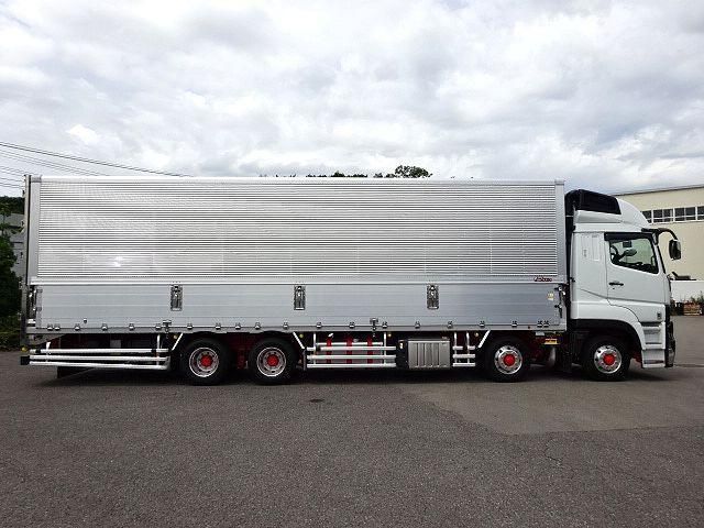 MITSUBISHI FUSOU SUPER GREAT 2025