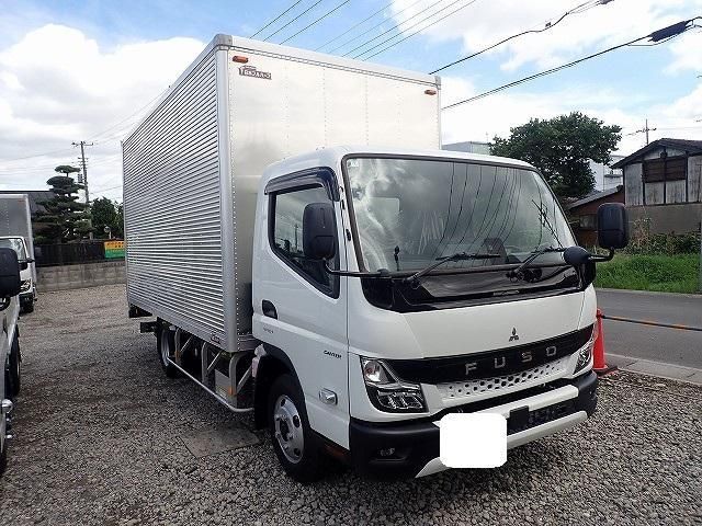 MITSUBISHI CANTER 2025