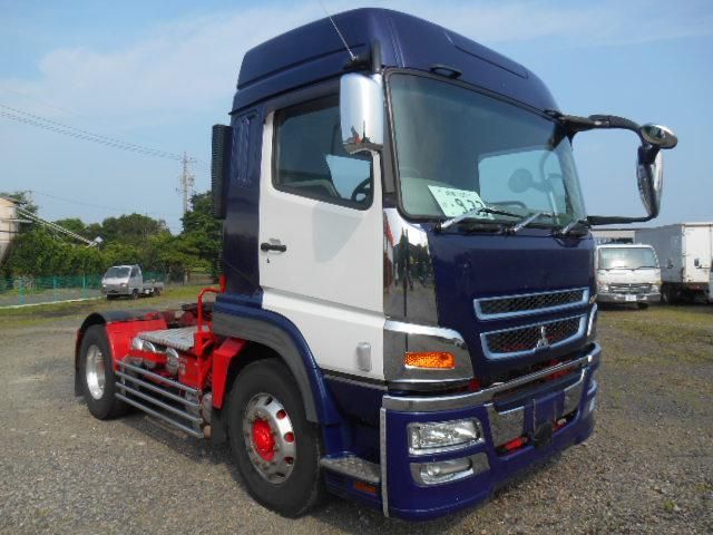 MITSUBISHI FUSOU SUPER GREAT 2015