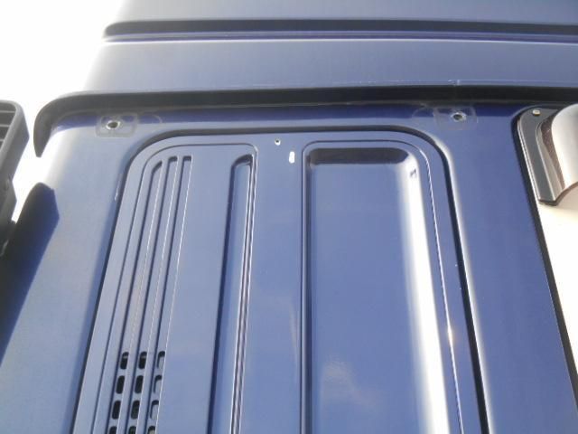 MITSUBISHI FUSOU SUPER GREAT 2015