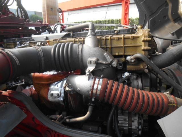 MITSUBISHI FUSOU SUPER GREAT 2015