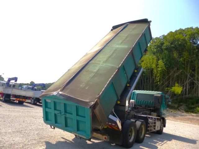 MITSUBISHI FUSOU SUPER GREAT 2018