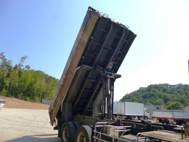 MITSUBISHI FUSOU SUPER GREAT 2018