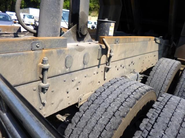 MITSUBISHI FUSOU SUPER GREAT 2018