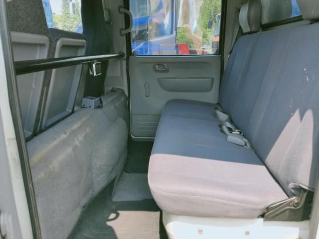 MITSUBISHI CANTER GUTS 2006