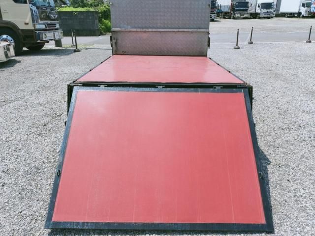 MITSUBISHI CANTER GUTS 2006