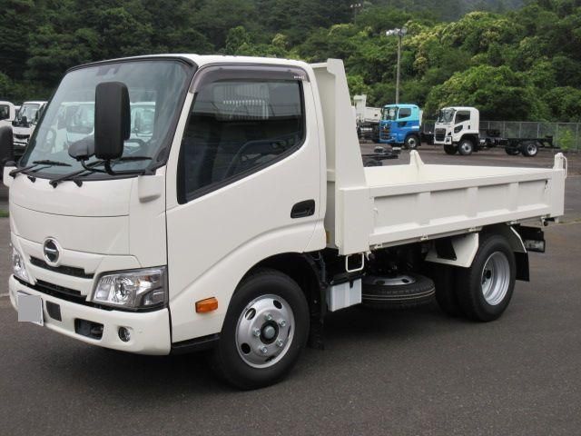 HINO DUTRO 2024