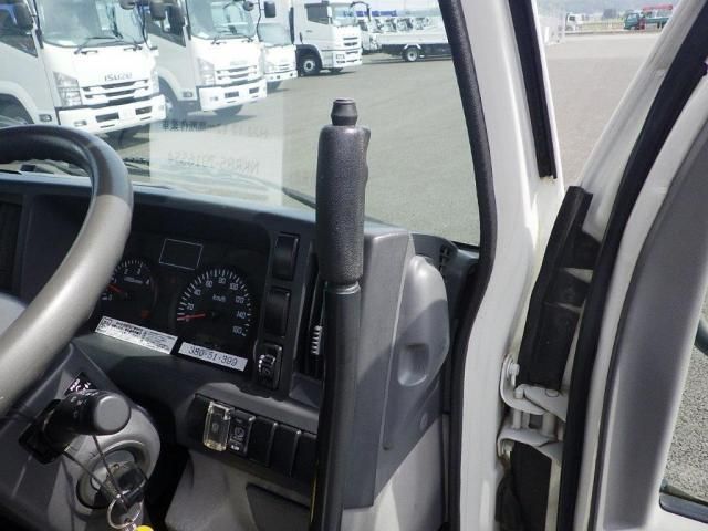 ISUZU ELF 2010