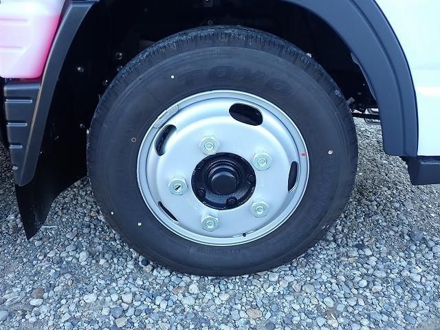 MITSUBISHI CANTER 2025