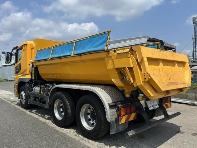 MITSUBISHI FUSOU SUPER GREAT 2018