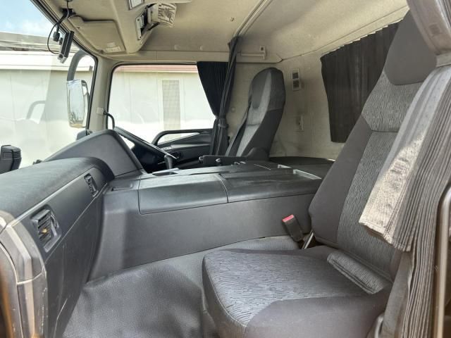 MITSUBISHI FUSOU SUPER GREAT 2018