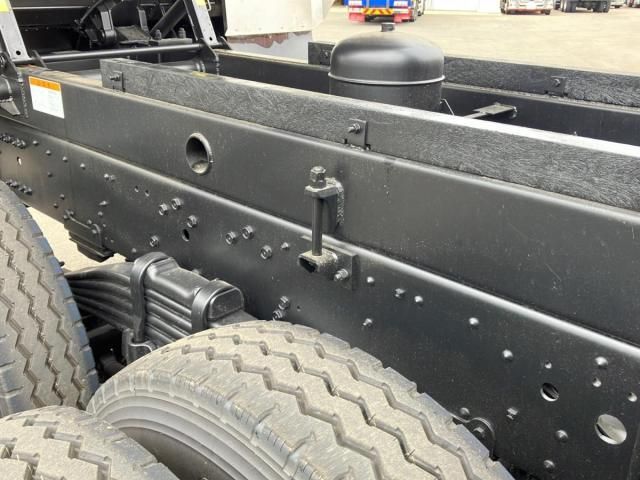 MITSUBISHI FUSOU SUPER GREAT 2025