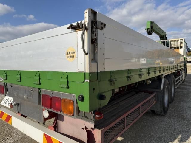 NISSAN DIESEL Quon 2013