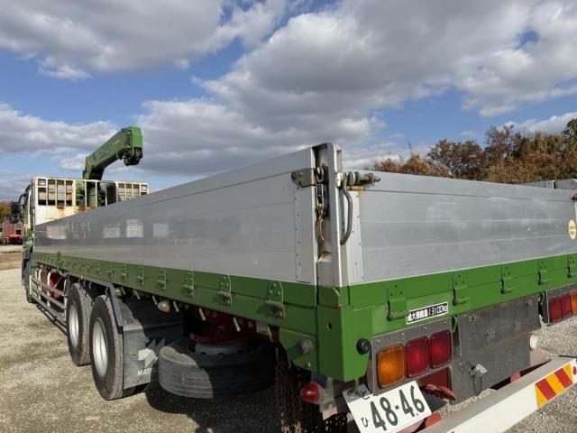 NISSAN DIESEL Quon 2013