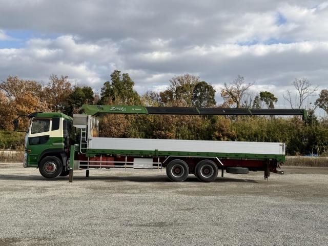 NISSAN DIESEL Quon 2013