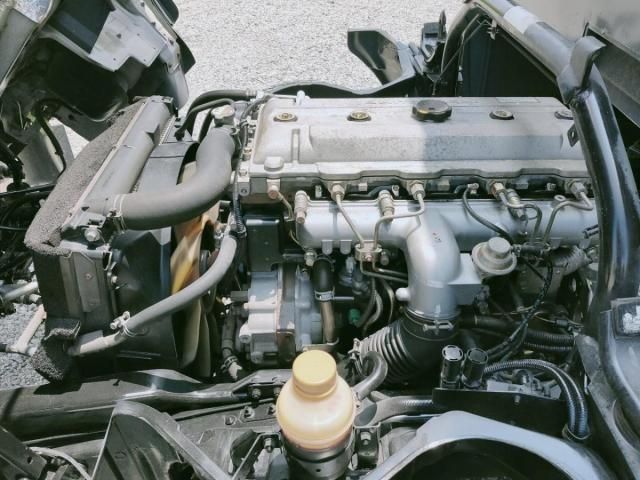 MITSUBISHI CANTER 2004